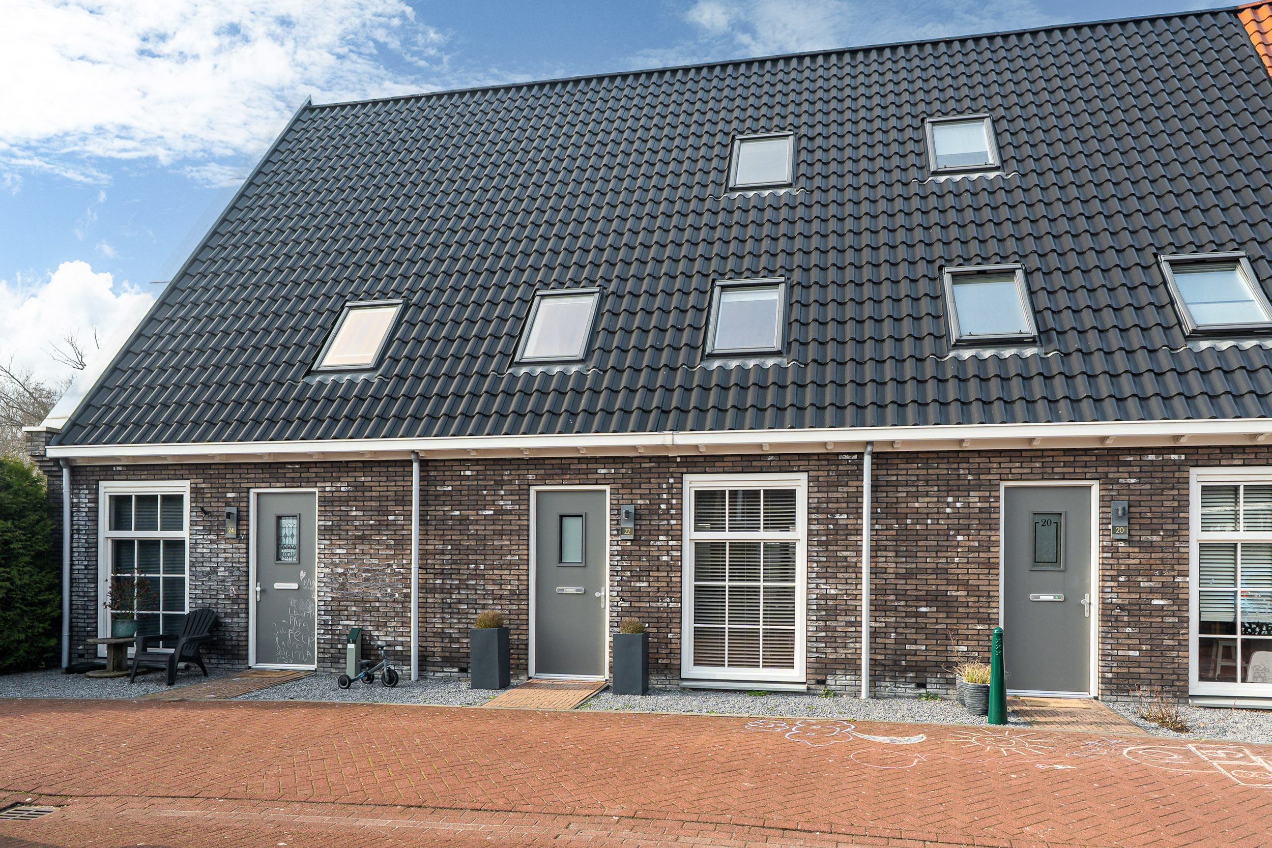 Jelleslân 22, Goutum 1