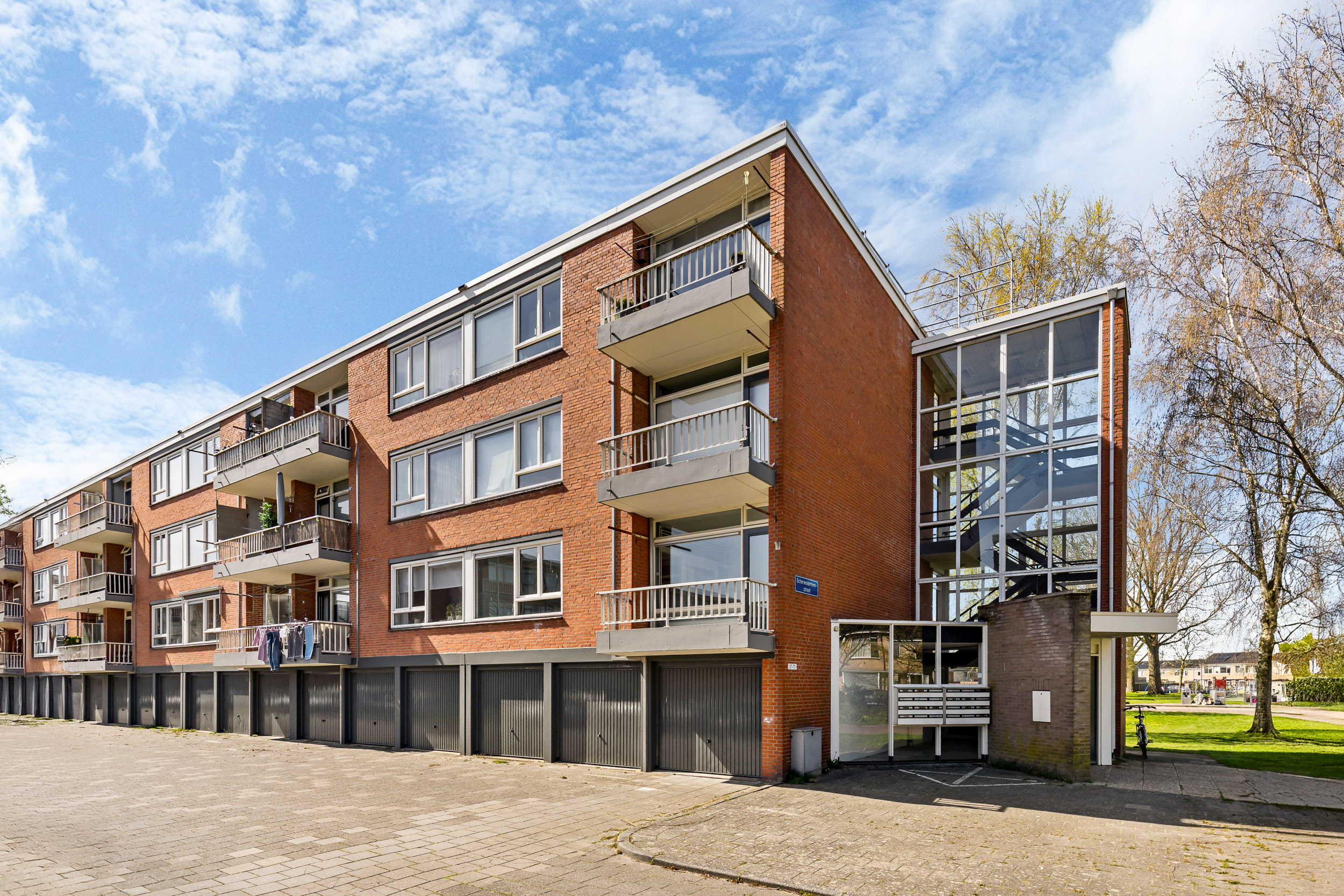 Scherwolderhemstraat 27, Sneek 2