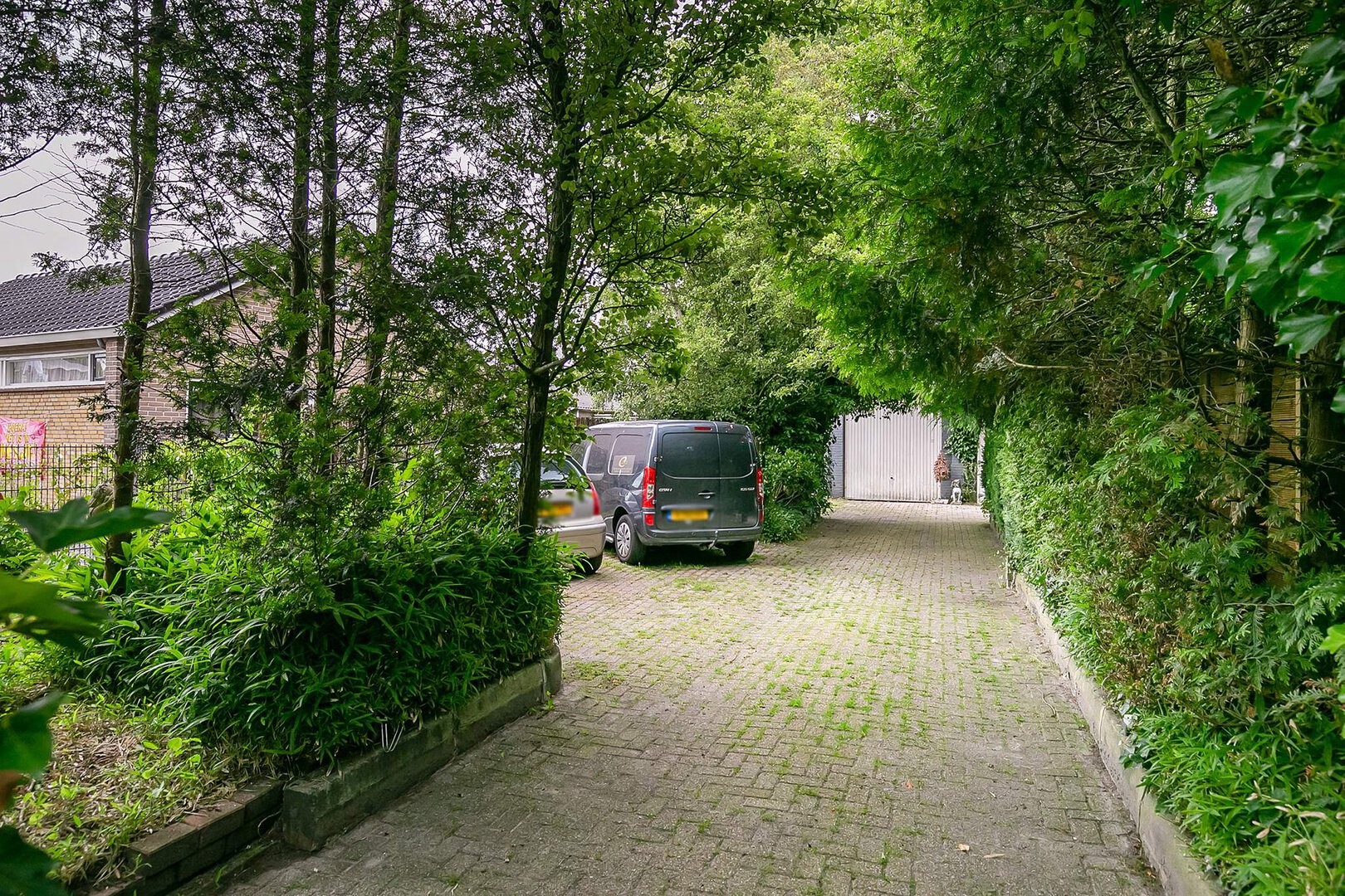 16195af7a50683f14bf1601547adfad4.jpg