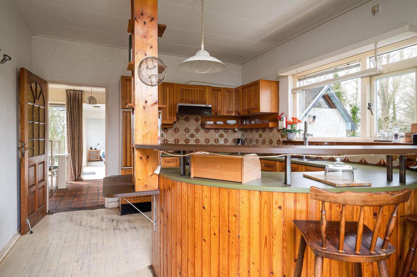 4bed8e83dfb434f2913a32ad88f39dc7.jpg