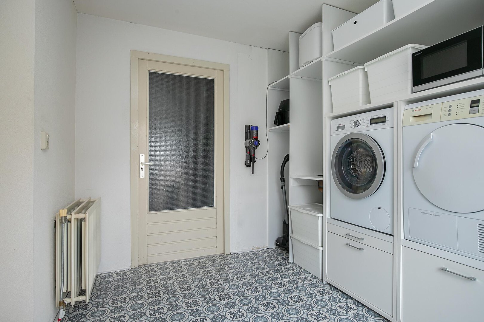 5a0a12ca41513a096bf42e85dd377bed.jpg