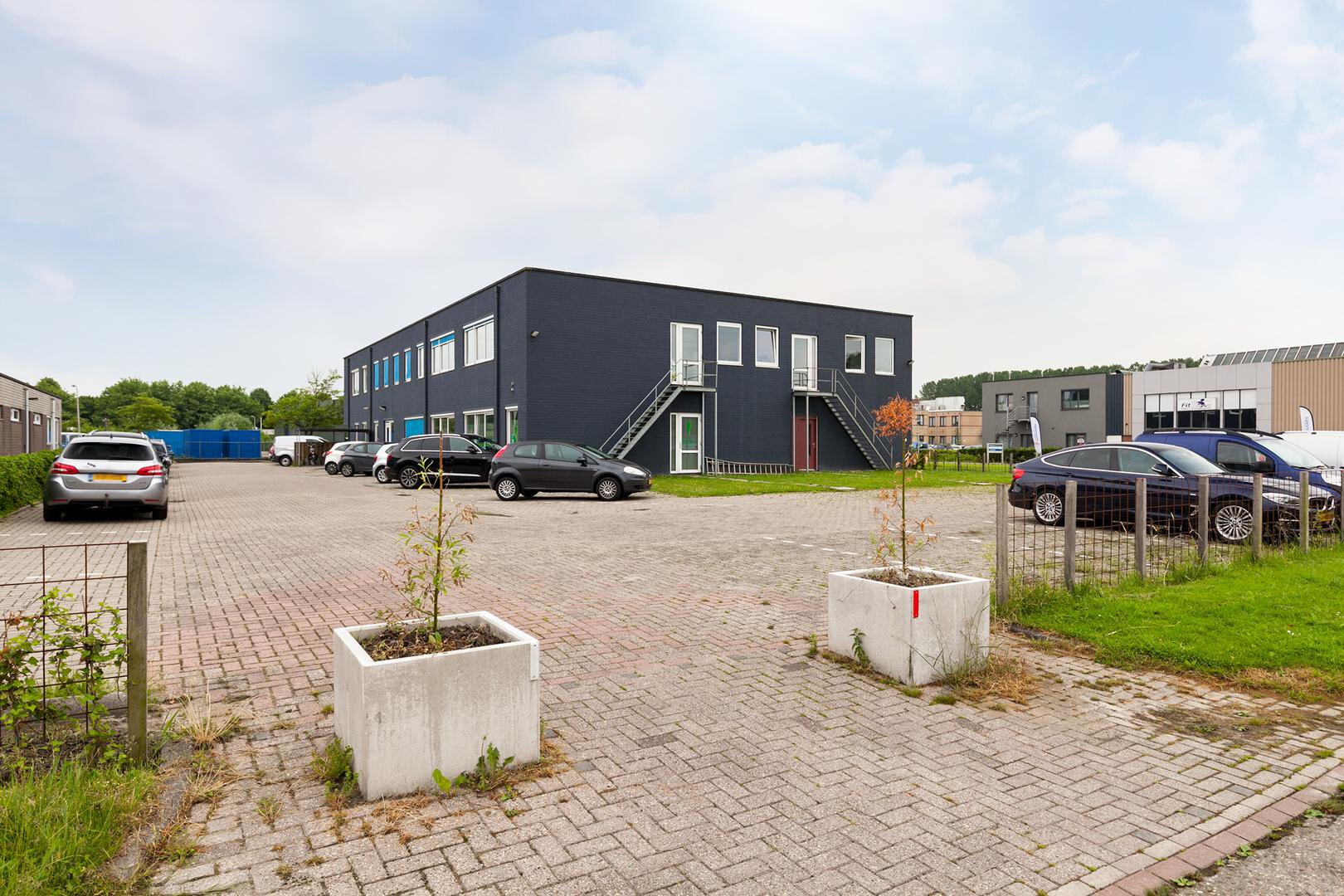 9e172013d4acbe64c7191e39e93bb747.jpg