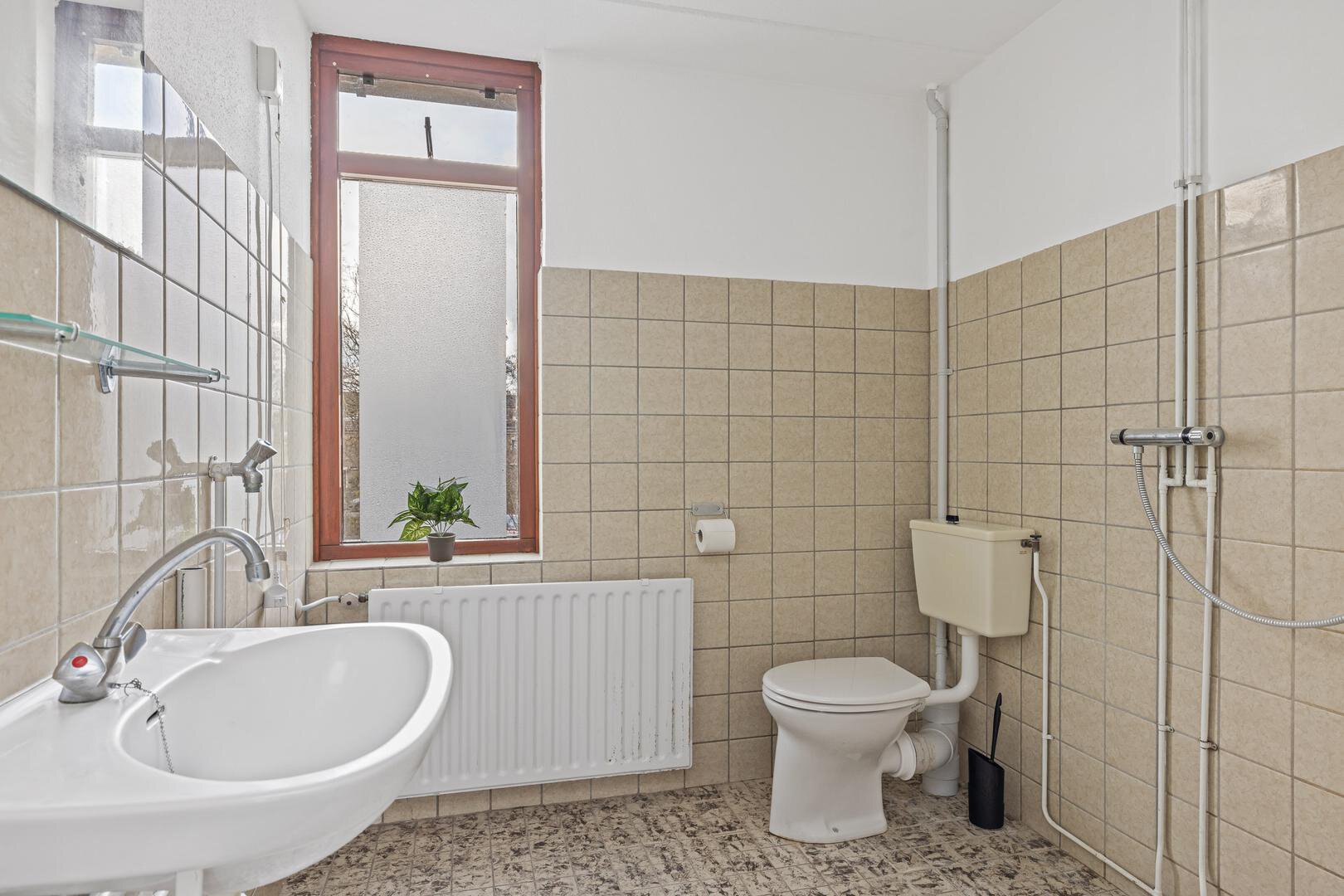 ca870275a9e01fdd85c7bd821af89f45.jpg
