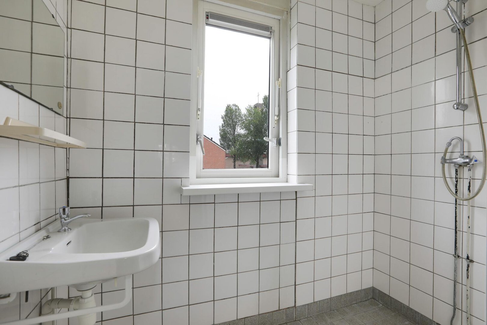 d8223ab96741ba0fac4d59e8a93c83fb.jpg