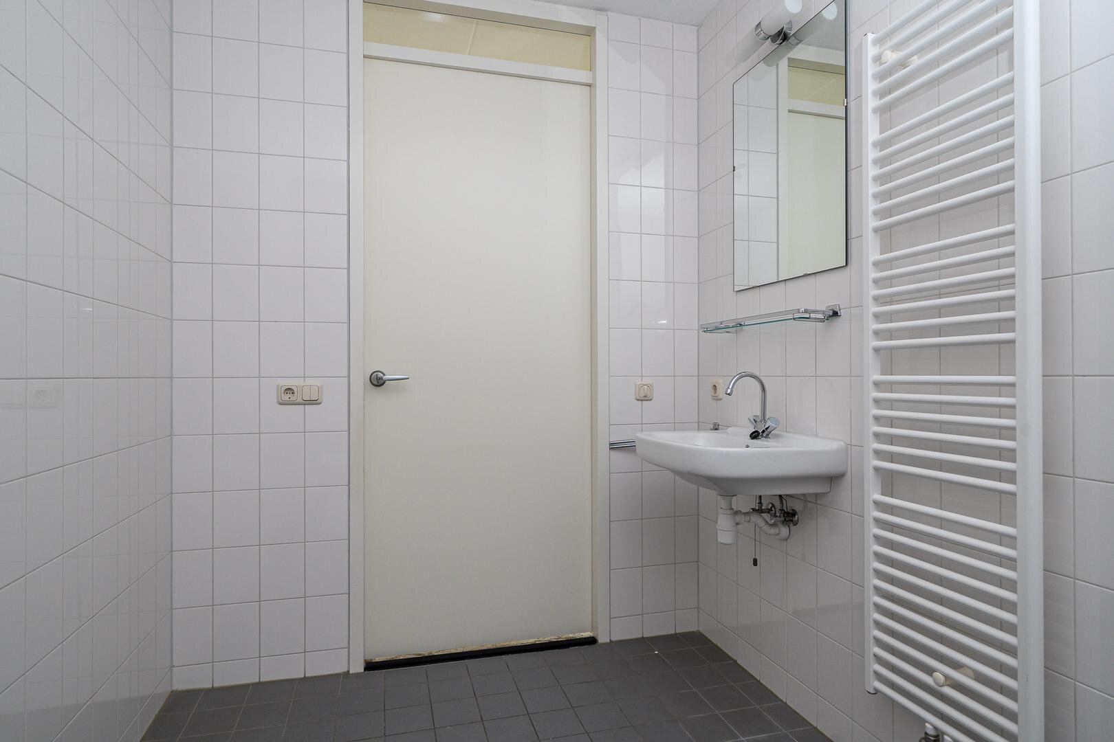 df536a2c5d7cb0fdb44e600b553b733b.jpg