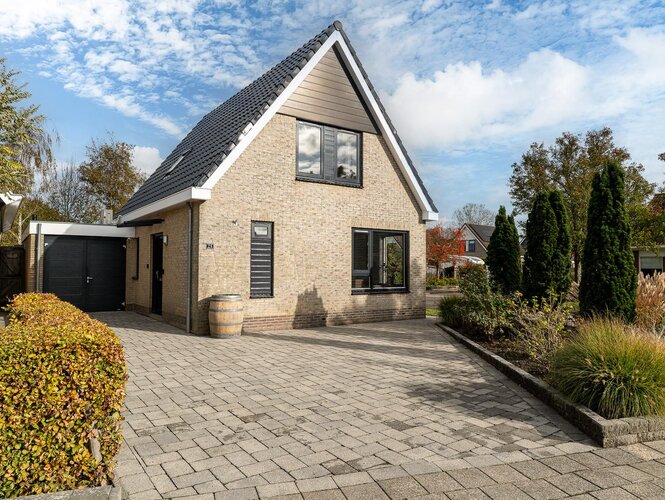 Túnikkers 28 WORKUM Túnikkers 28 WORKUM