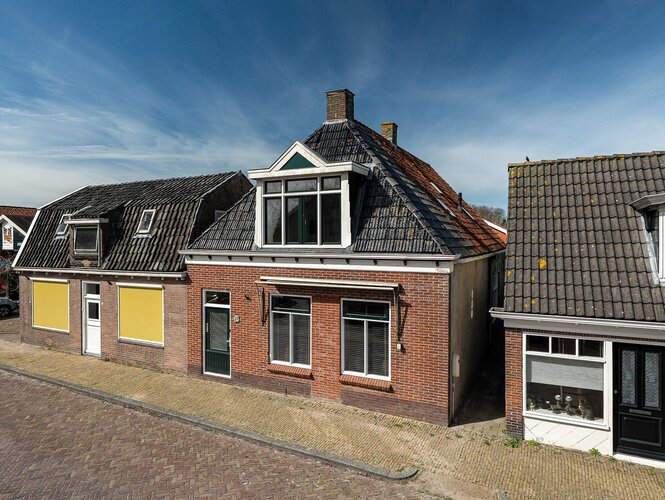 Tsjerkebuorren 27 ALDEBOARN