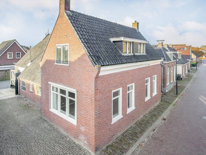 Schoolstraat 19 JISTRUM Schoolstraat 19 JISTRUM