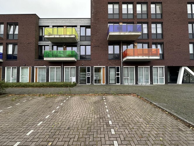 Eeltsje Folkertsmawei 1-e LEEUWARDEN Eeltsje Folkertsmawei 1-e LEEUWARDEN