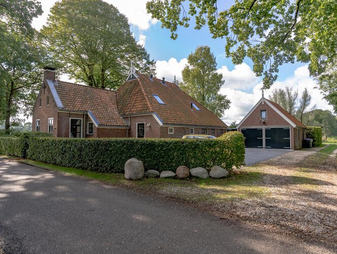 Houtwal 14 BAKKEVEEN Houtwal 14 BAKKEVEEN