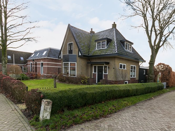 Lange Hage 2 BRITSUM Lange Hage 2 BRITSUM
