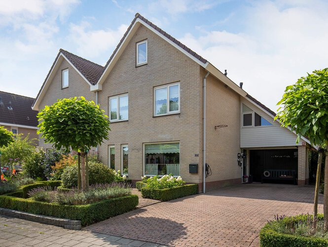 Slufter 12 SNEEK Slufter 12 SNEEK